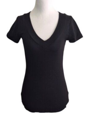 U2B  V NECK TEE BLACK SIZE SMALL